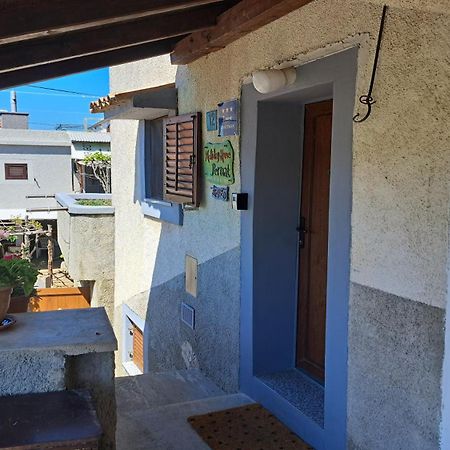 Holiday Home Pernat Exterior foto