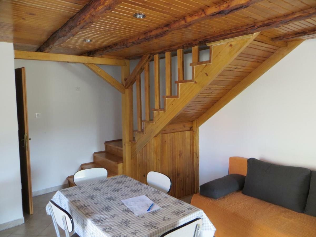 Holiday Home Pernat Exterior foto